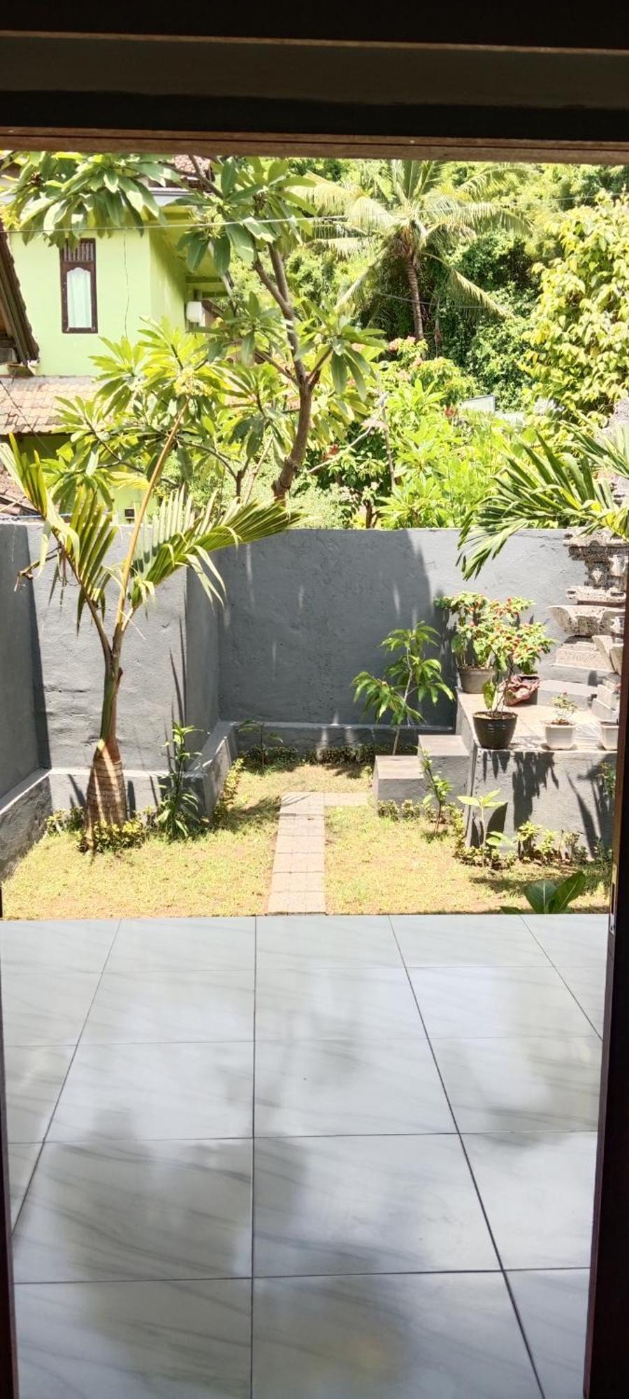 Beten Enjung Home Stay&Waroeng Amed  Exterior photo